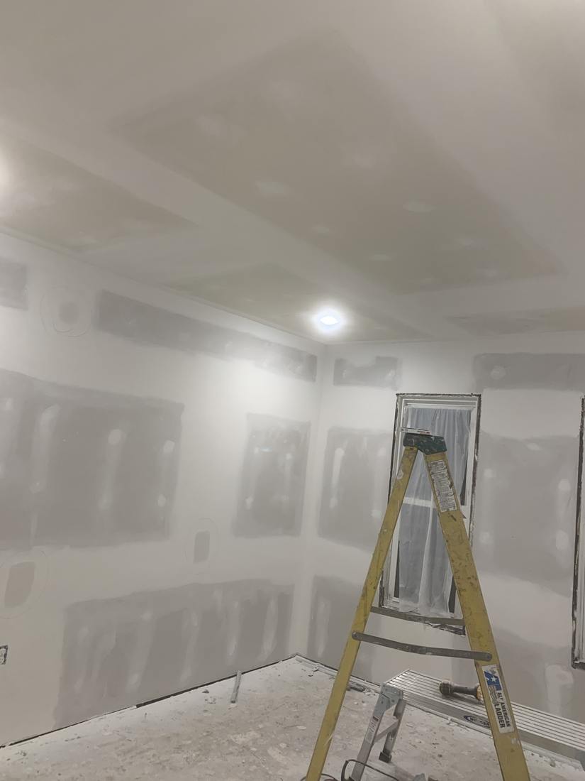 Walls and ceiling finished and sanded, ready for paint